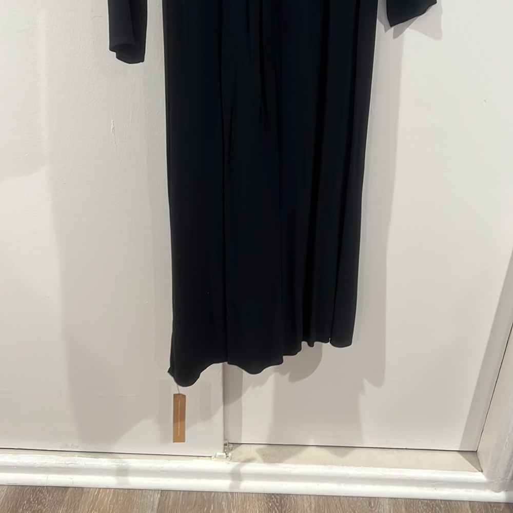 New with tags attached reformation dress - Picture 4 of 4